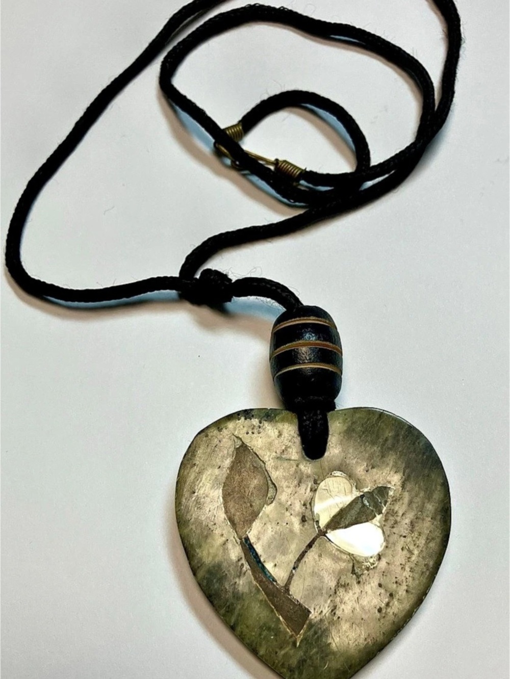 Heart Pendant Necklace in Green & Black